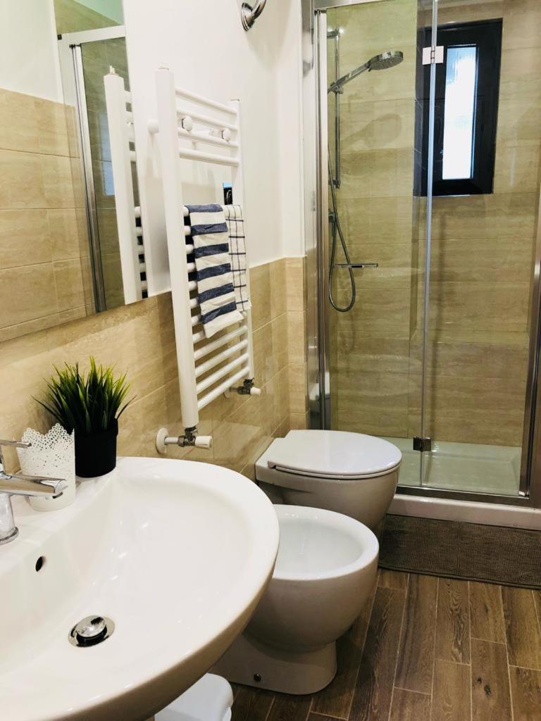 White King Rooms Рим Экстерьер фото
