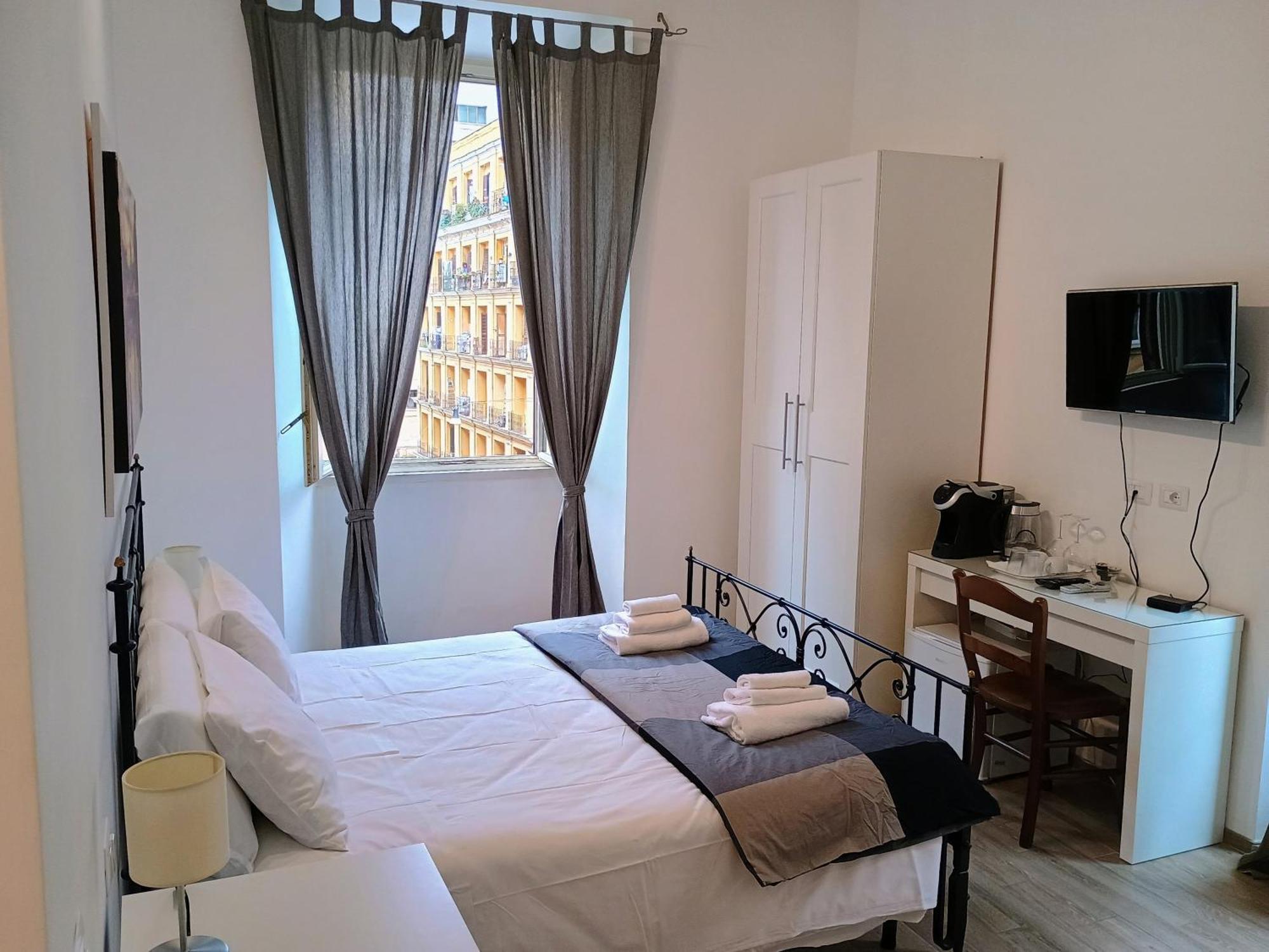 White King Rooms Рим Экстерьер фото